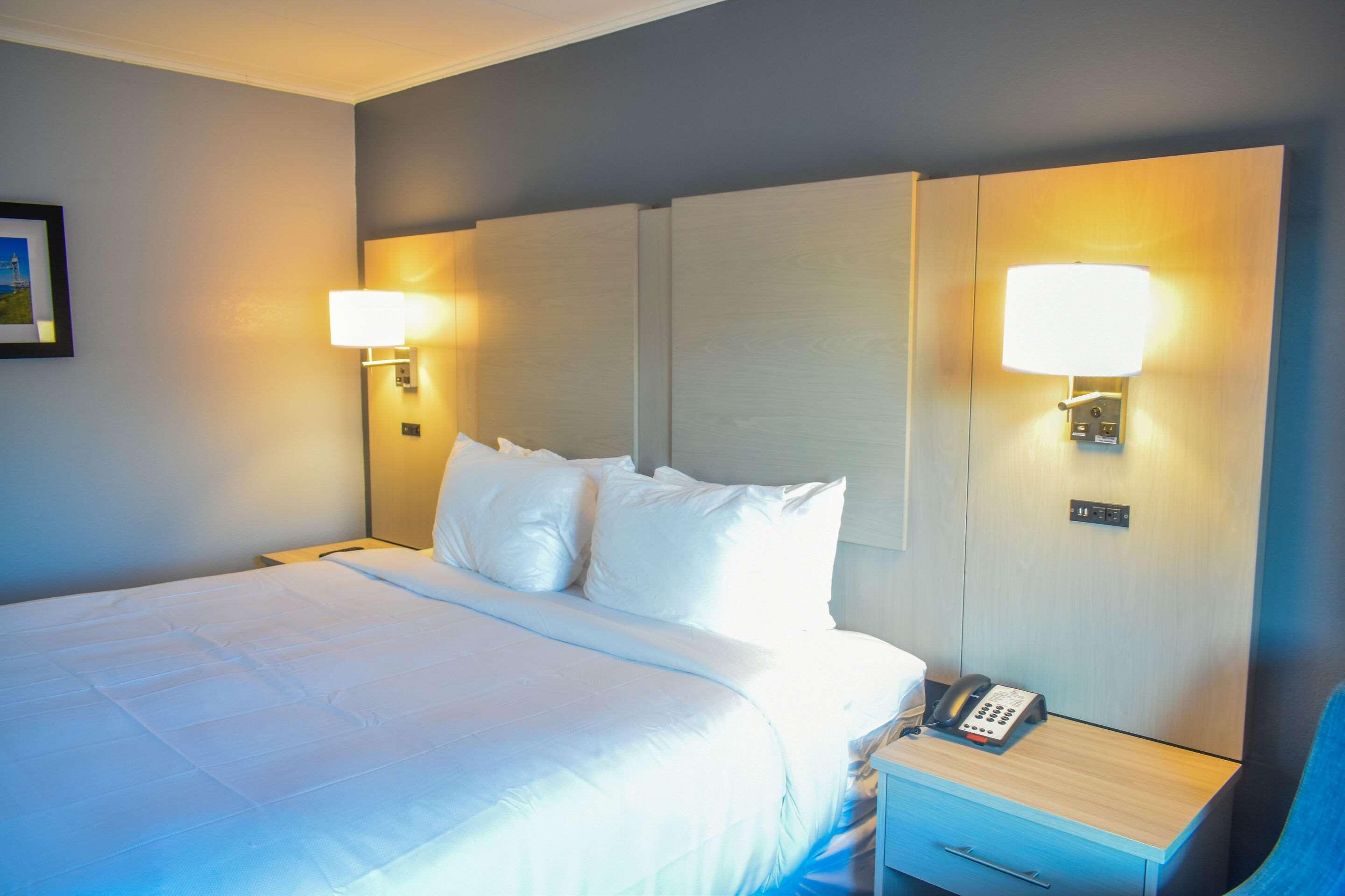 Comfort Inn Hyannis - Cape Cod Exterior photo
