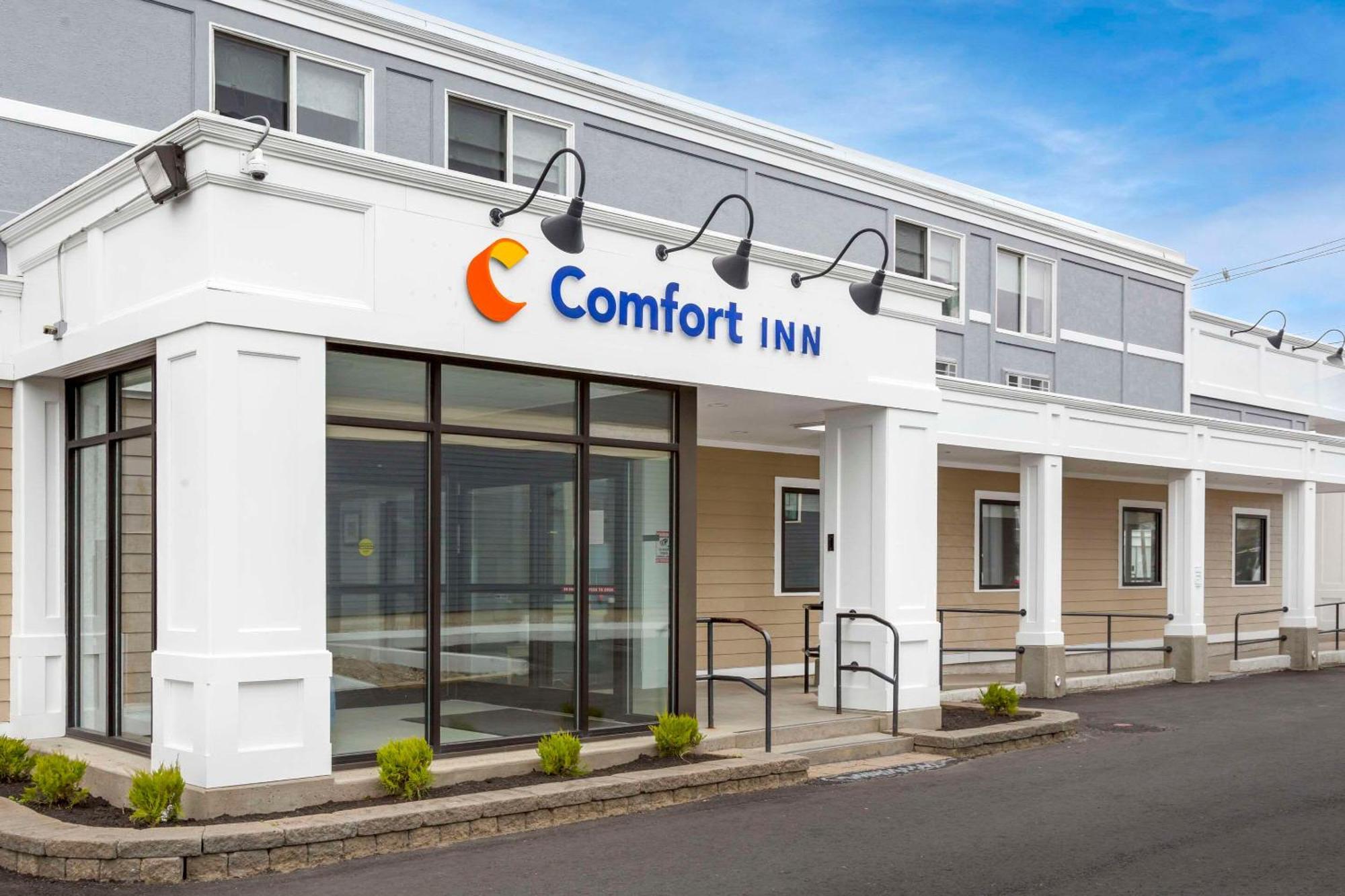 Comfort Inn Hyannis - Cape Cod Exterior photo